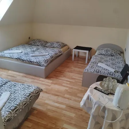 Ceramika Boleslawiec - Pensjonat 3*