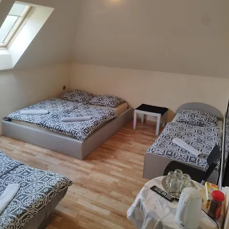Ceramika Boleslawiec - Pensjonat 3*